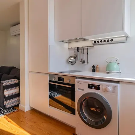 Stunning View Alfama Duplex By Lovelystay