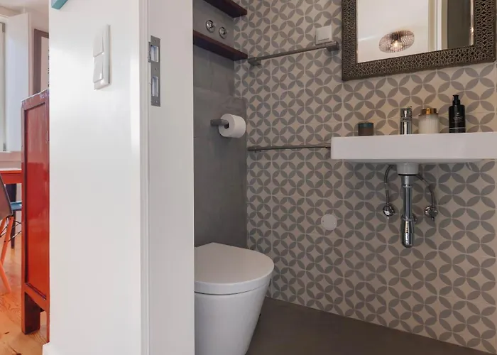 Stunning View Alfama Duplex By Lovelystay Апартаменти