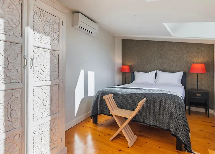 Stunning View Alfama Duplex By Lovelystay דירה ליסבון