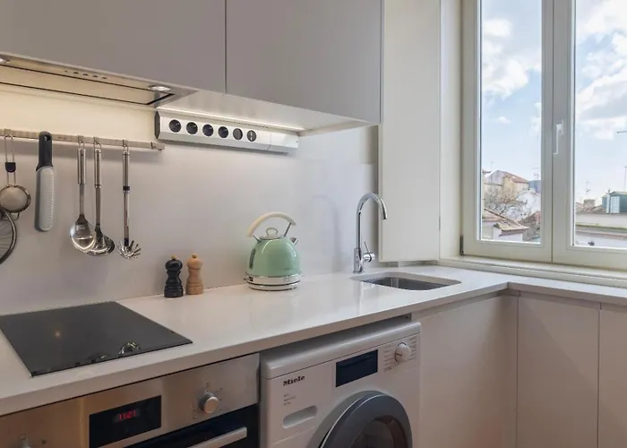 Stunning View Alfama Duplex By Lovelystay Апартаменты